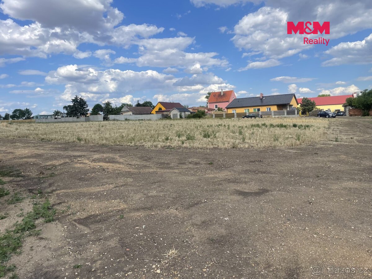 Prodej dvou pozemků k bydlení, 2167 m², Hrušovany