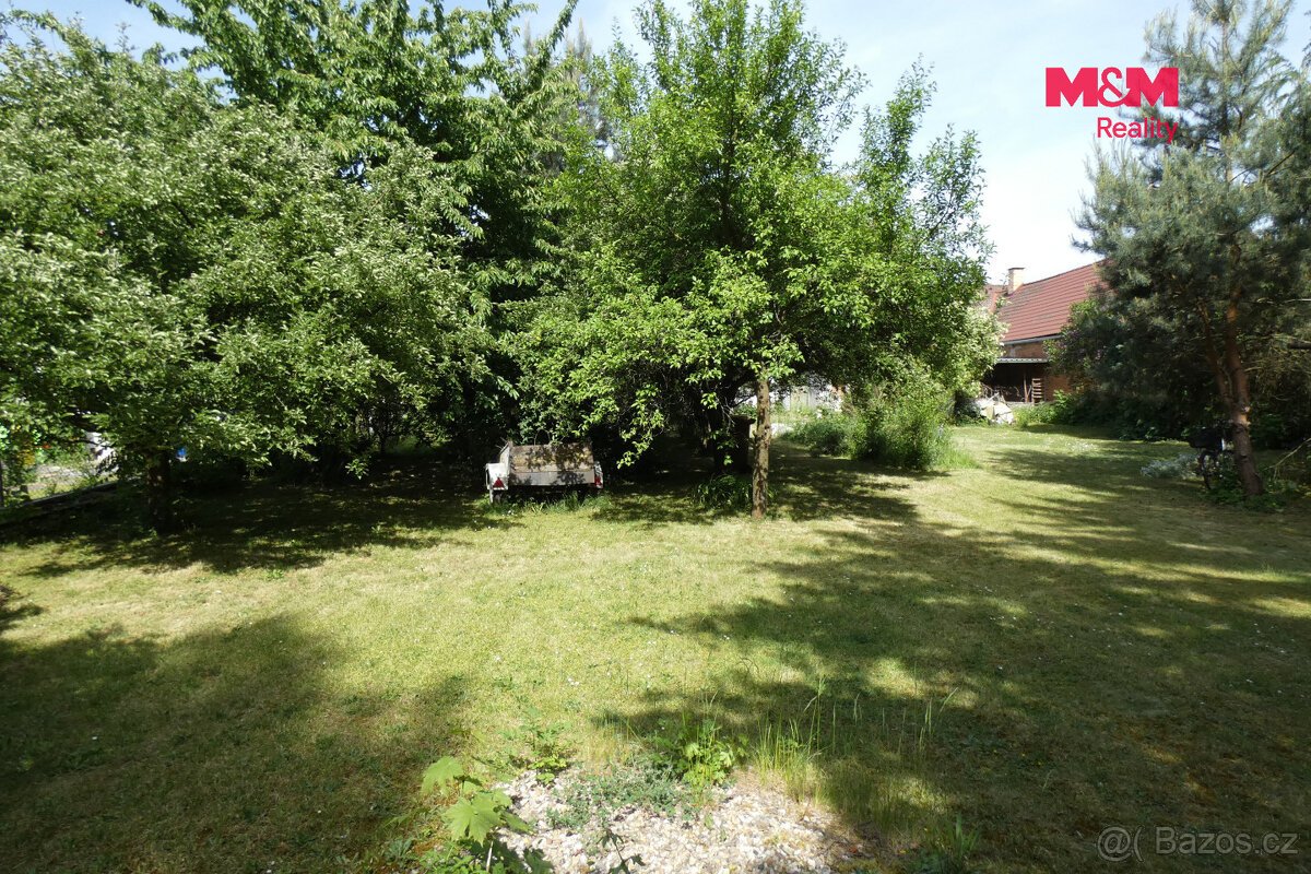 Prodej pozemku k bydlení, 831 m², Nové Dvory