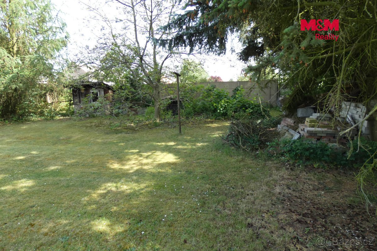 Prodej pozemku k bydlení, 831 m², Nové Dvory