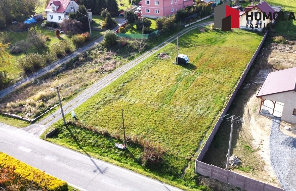 Stavební parcela 1311 m2 v Kružberku
