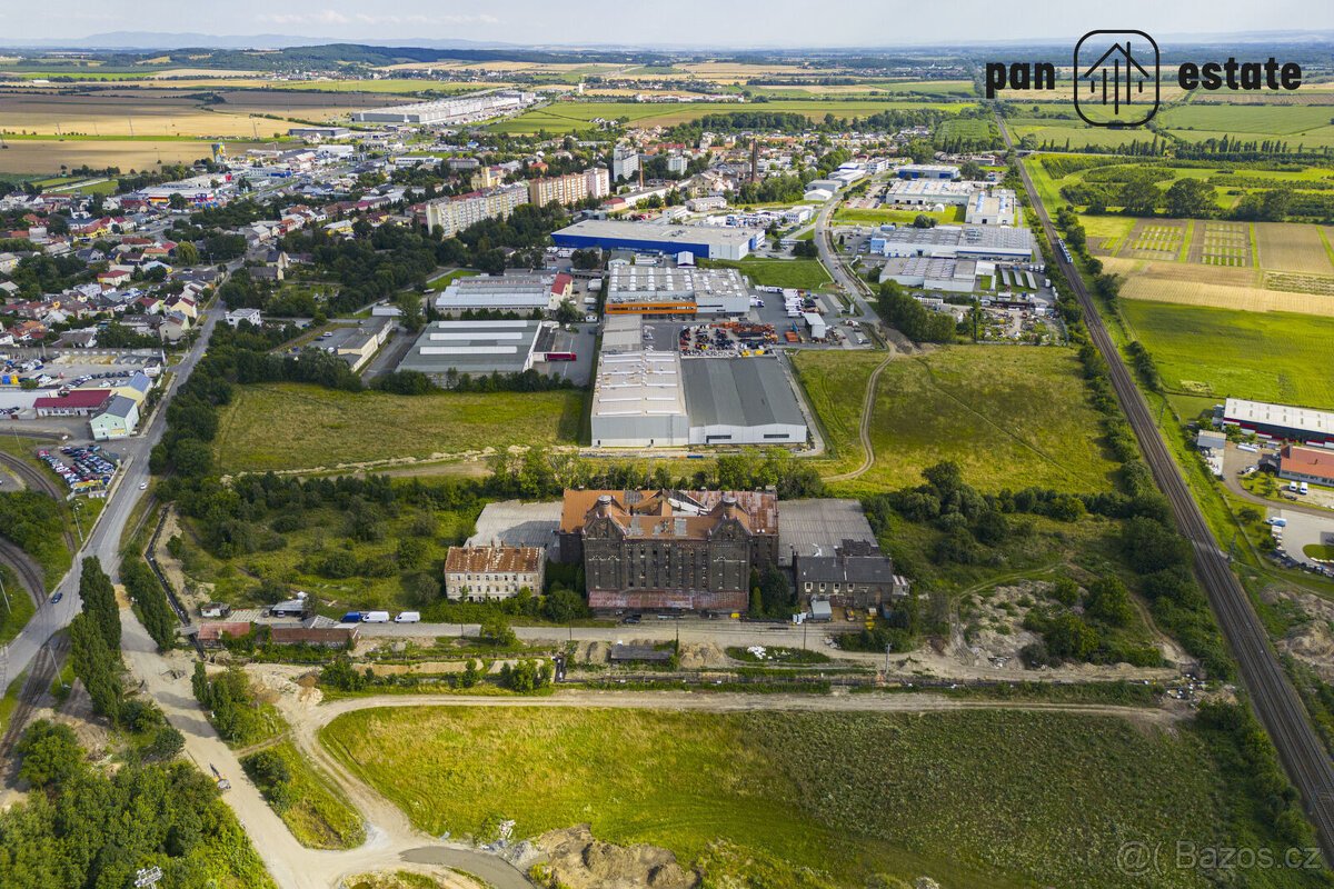 Rozsáhlý průmyslový areál v Olomouci - komerční pozemek