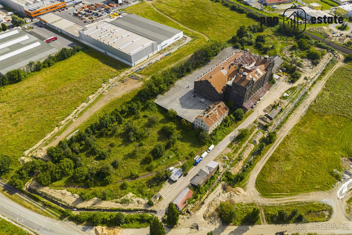 Rozsáhlý průmyslový areál v Olomouci - komerční pozemek
