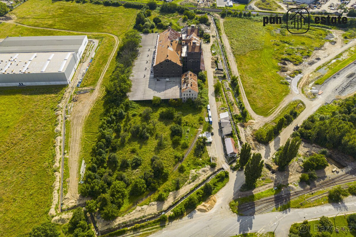 Rozsáhlý průmyslový areál v Olomouci - komerční pozemek