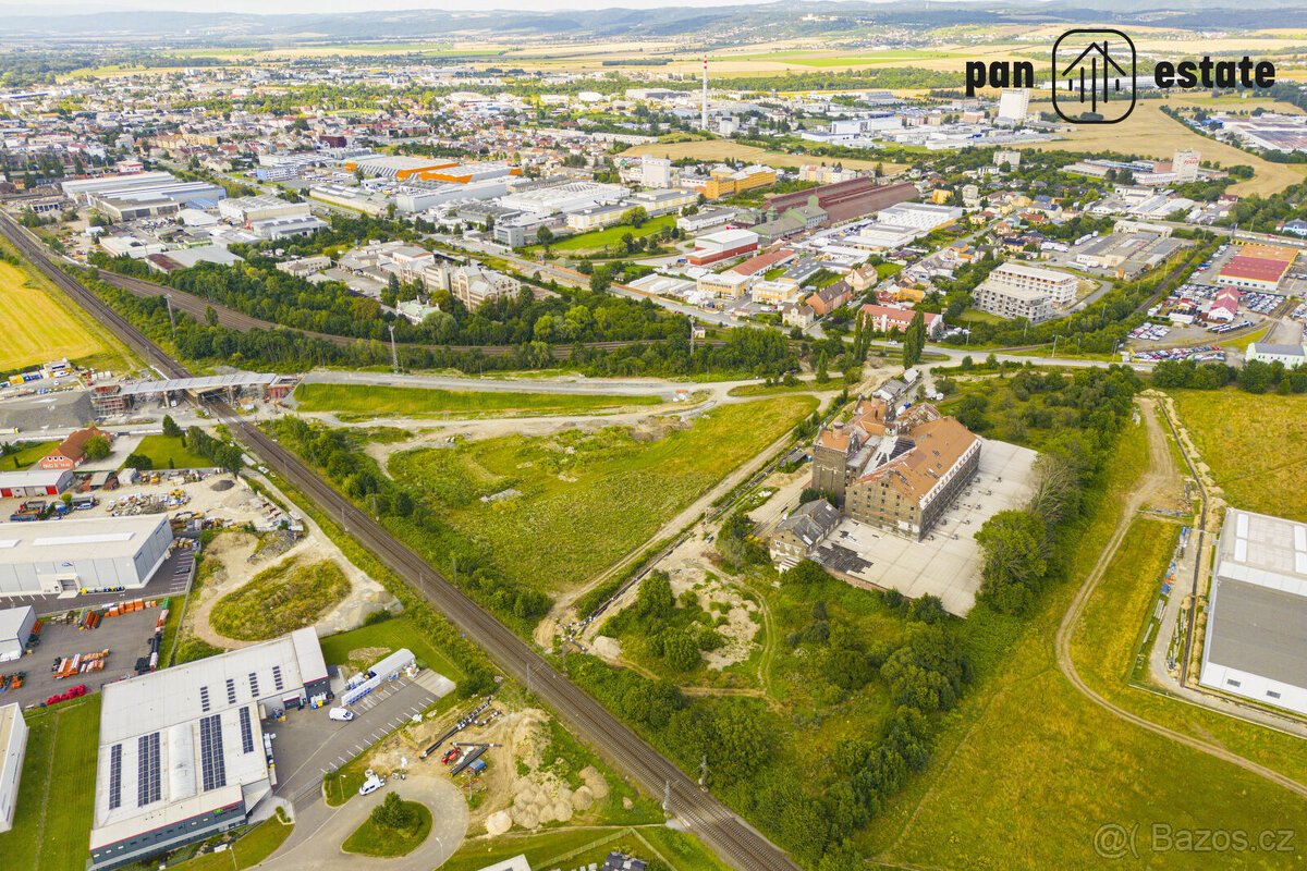 Rozsáhlý průmyslový areál v Olomouci - komerční pozemek