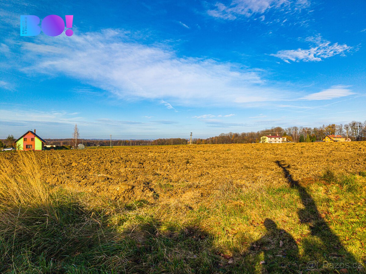 Stavební pozemek 930 m², Bukovice u Dobratic, sítě na hranic