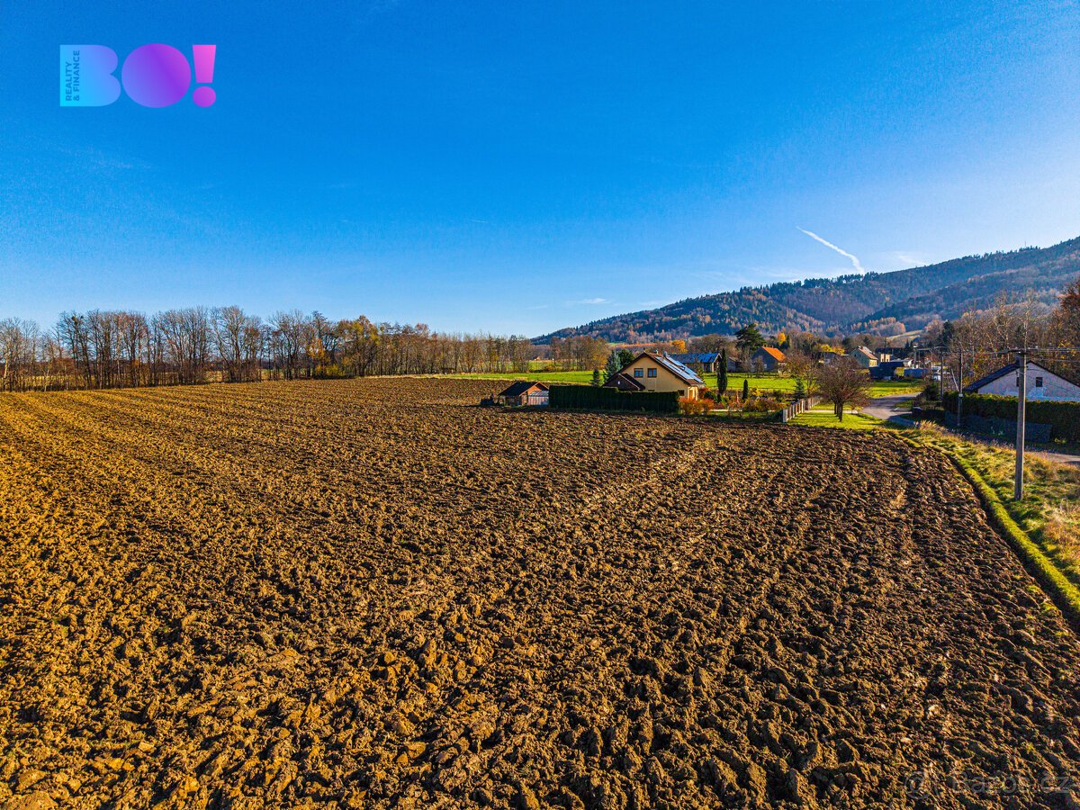 Stavební pozemek 930 m², Bukovice u Dobratic, sítě na hranic