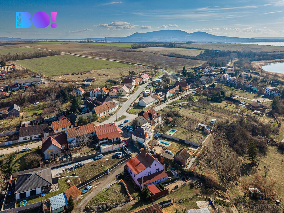 Prodej stavebního pozemku 187 m², ul. Sklepní, Pouzdřany , o