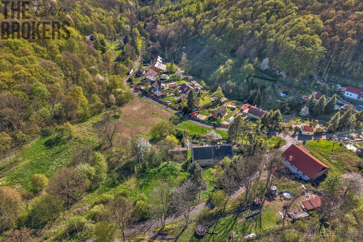 Prodej pozemku k bydlení, 1547 m2, Chuderovec