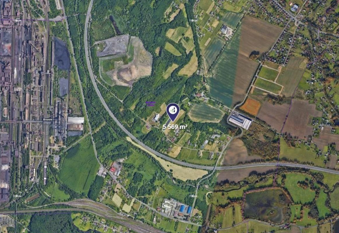Prodej podílu 5/6 pole 4 641 m², Ostrava
