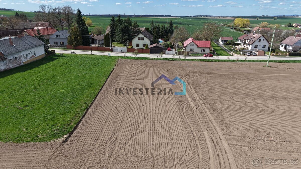 Prodej stavebního pozemku 1432 m², Všestary - Rosnice