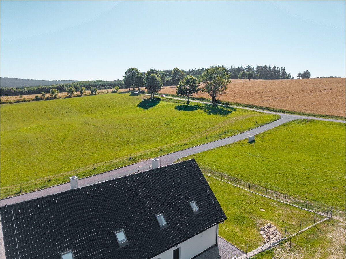 Stavební parcela - pozemek 940 m² Sněžné, Vysočina