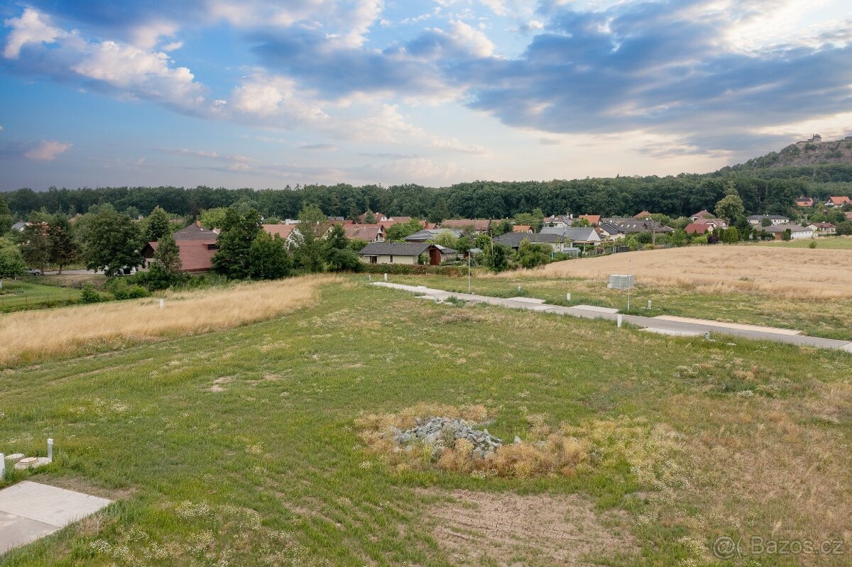 Pozemek Ráby