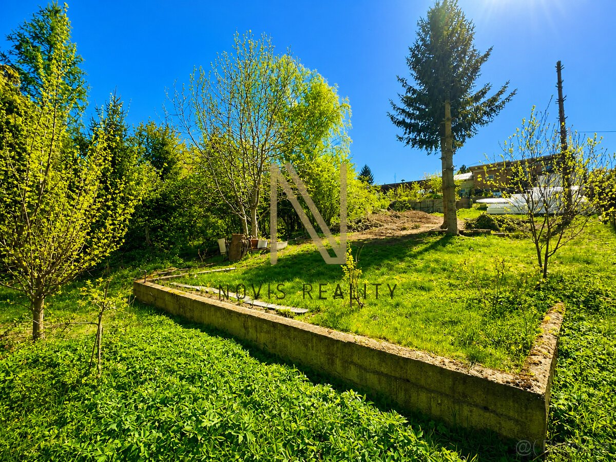 Prodej stavební pozemek 400 m², Plzeň - Skvrňany