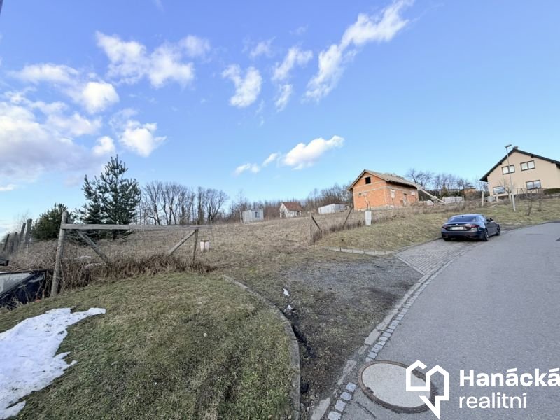 Prodej, Stavební pozemek,  1.243m2, Stará Ves u...