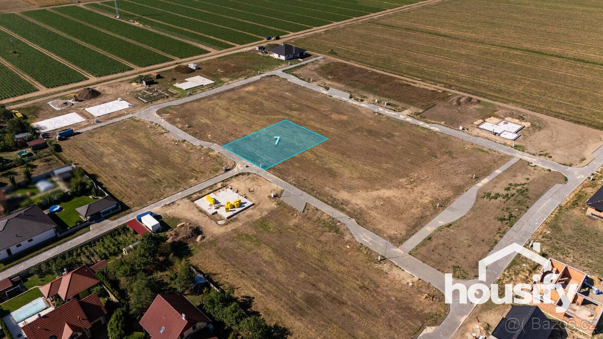 Prodej stavebního pozemku č. 7, 864 m² - Božice