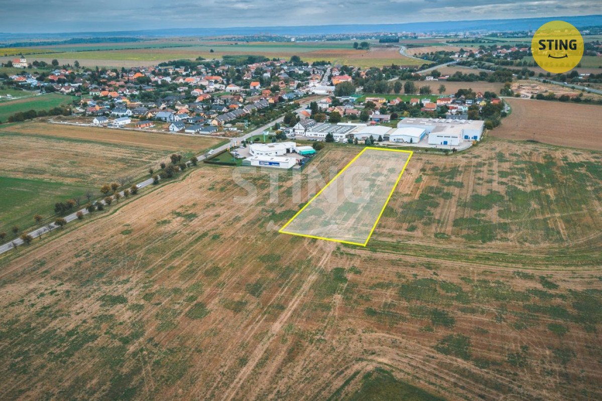 Prodej pozemku ke komerčnímu využití, Pardubice - Mi, 133484