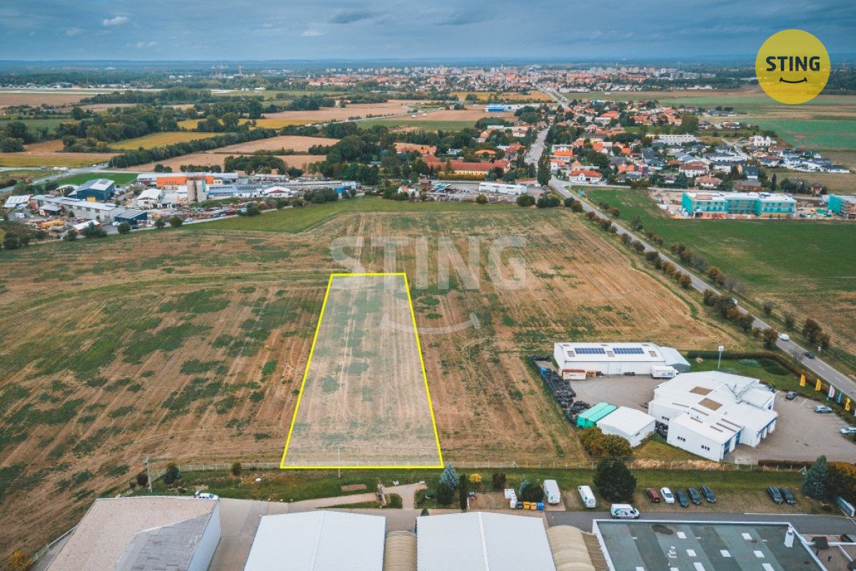 Prodej pozemku ke komerčnímu využití, Pardubice - Mi, 133484