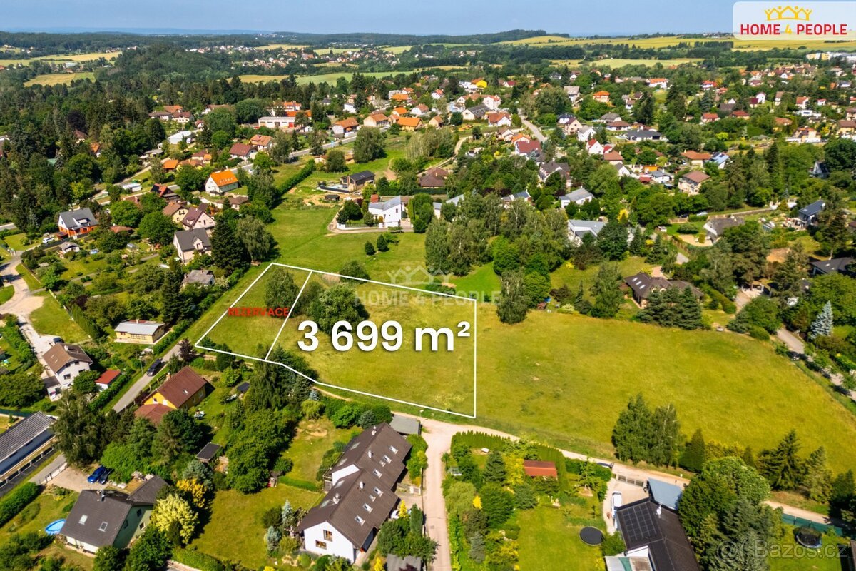 Prodej stavebního pozemku 3699 m2, Kamenice u Prahy