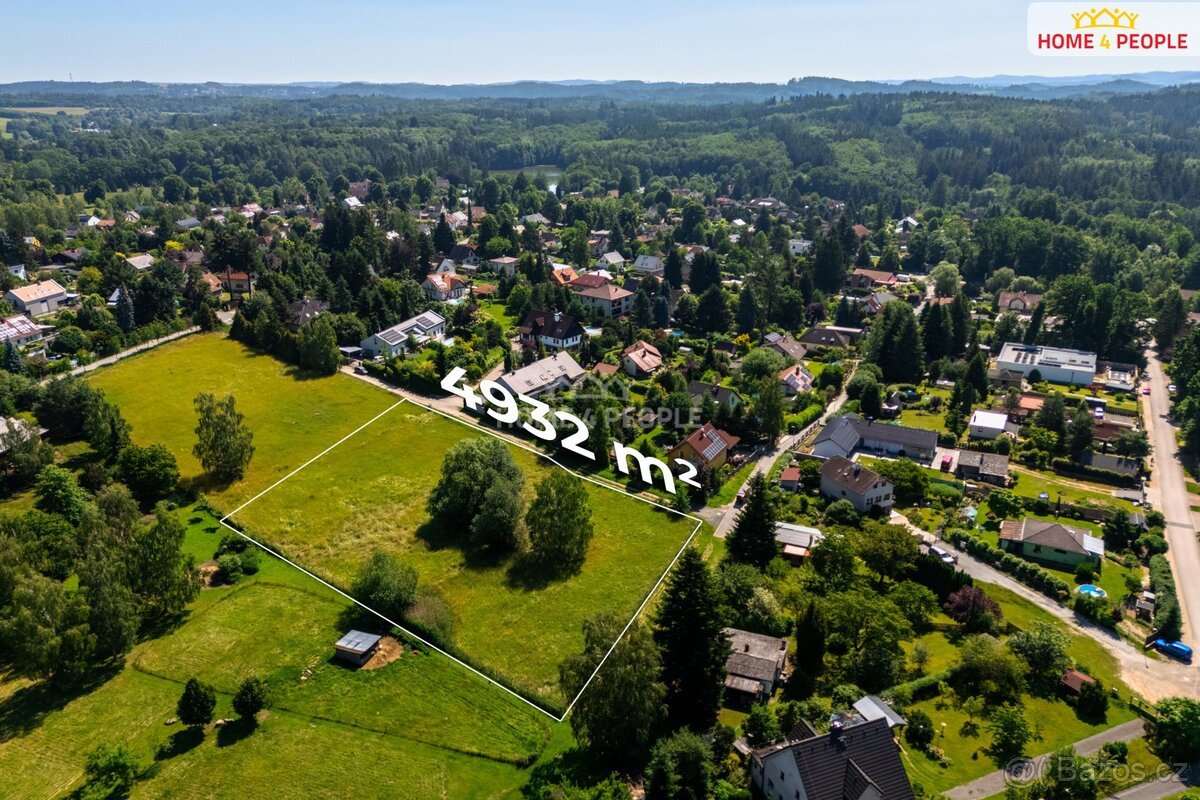 Prodej stavebního pozemku 2466 m2, Kamenice u Prahy
