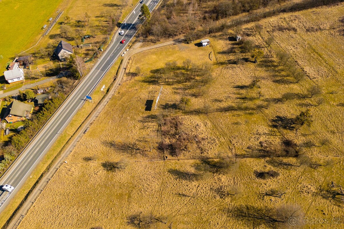 Nabízíme k prodeji stavební pozemek v obci Lípa