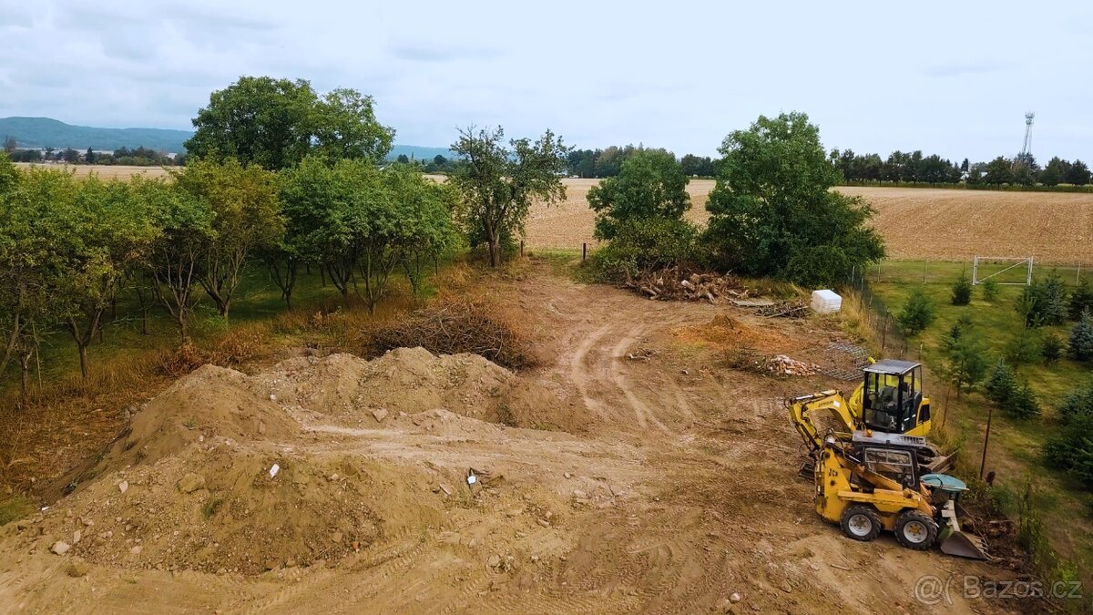 Prodej stavebního pozemku 1 360 m² – Újezd u Uničova