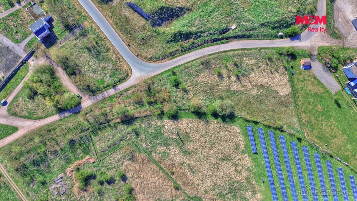 Prodej komerčního pozemku 5275 m2 ve Smiřicích