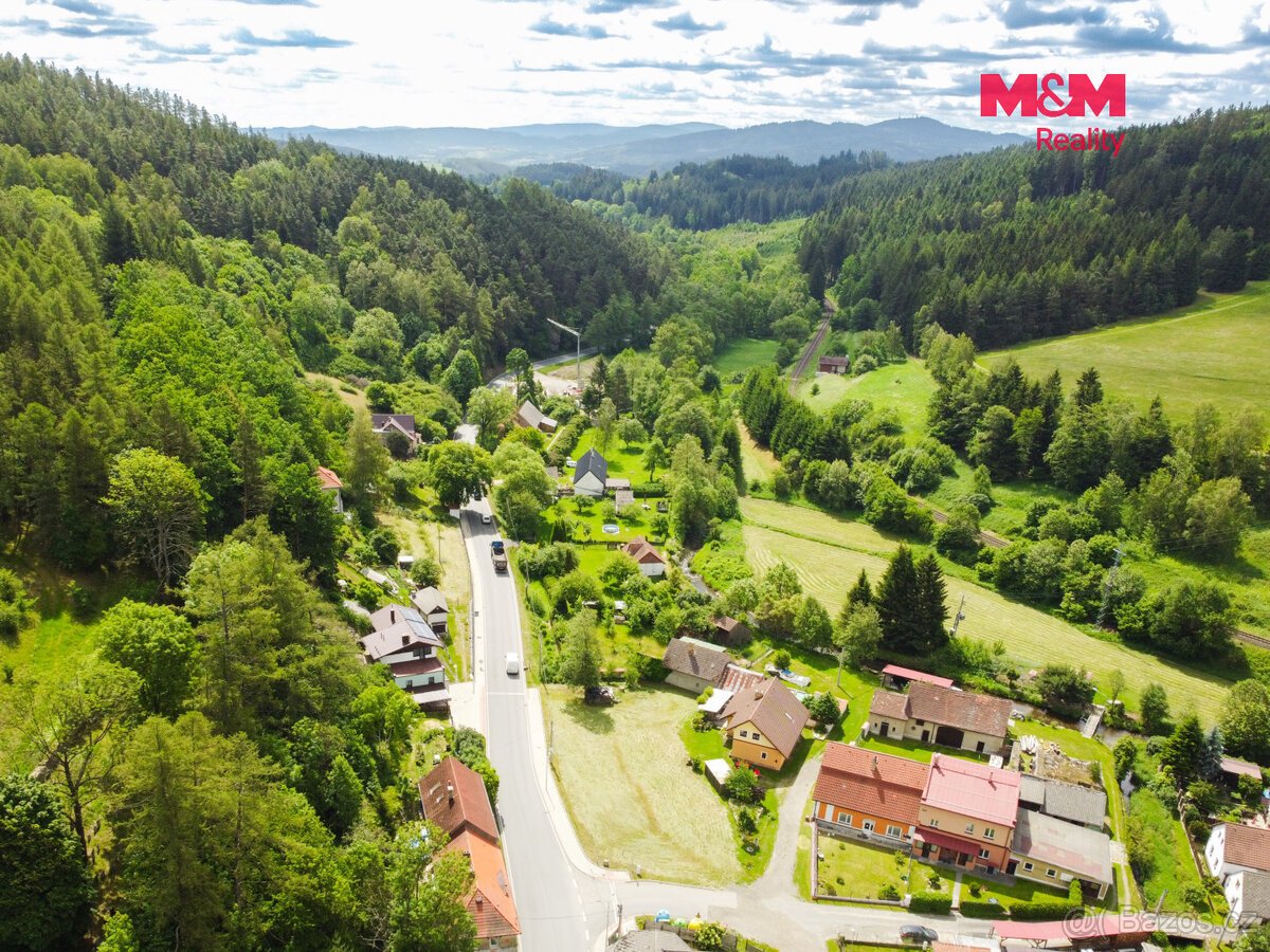 Prodej pozemku k bydlení, 1315 m², Kolinec