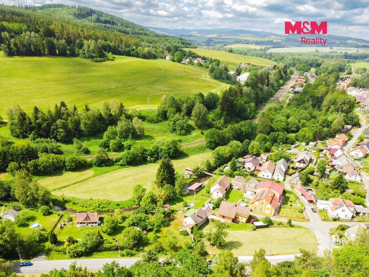 Prodej pozemku k bydlení, 1315 m², Kolinec