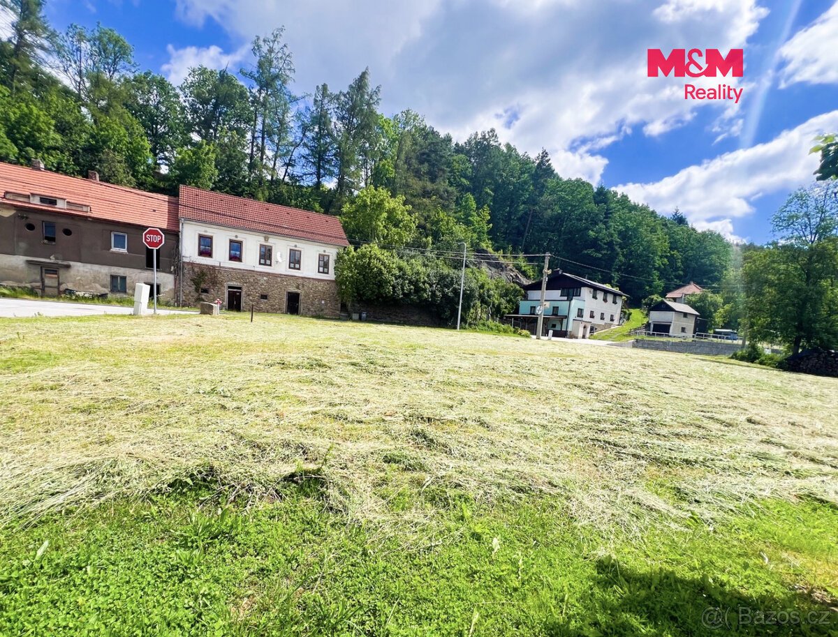 Prodej pozemku k bydlení, 1315 m², Kolinec