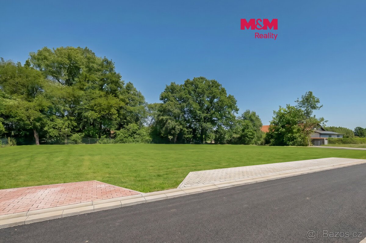 Prodej pozemku k bydlení, 899 m², Hrobice