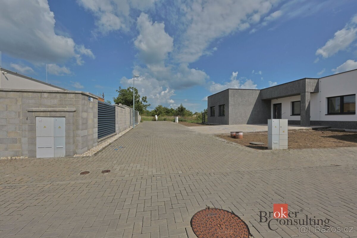 Prodej, pozemky/bydlení, 2015 m2, Hodonín, Hodonín [ID 89134