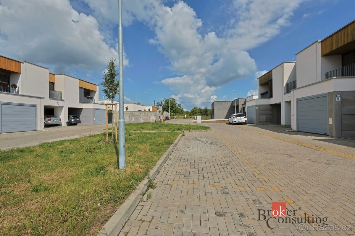 Prodej, pozemky/bydlení, 2015 m2, Hodonín, Hodonín [ID 89134