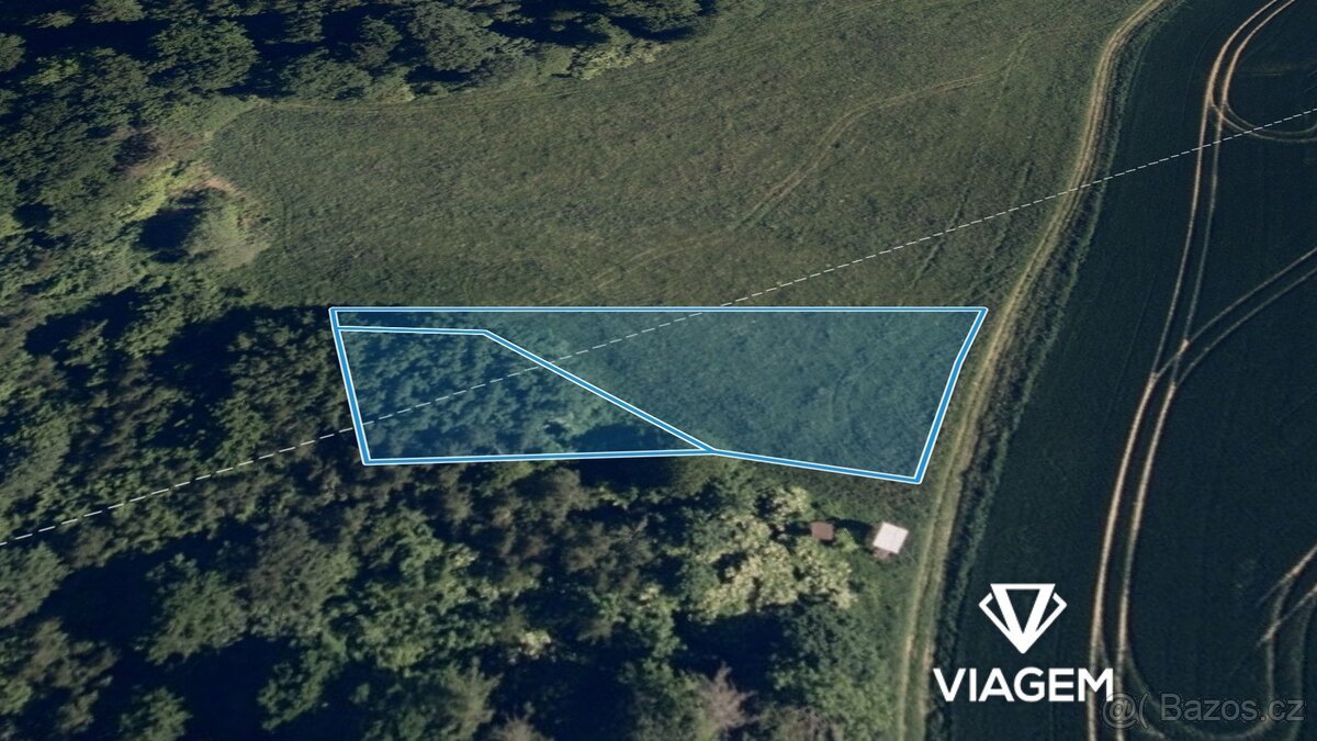 Pole 1 538 m²