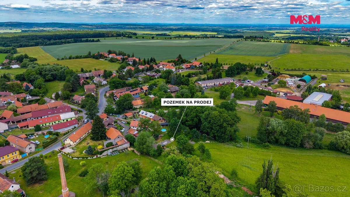 Prodej pozemku k bydlení, 1022 m², Nesměň u Zásmuk