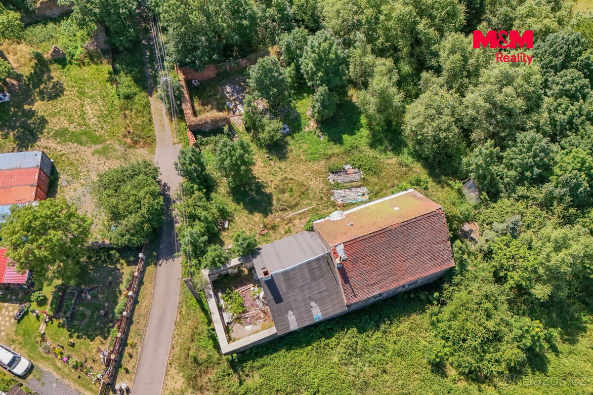 Prodej pozemku k bydlení, 1069 m², Týniště