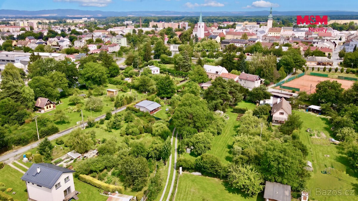 Prodej pozemku k bydlení v Litovli, ul. Komárov
