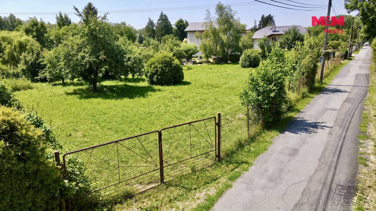 Prodej pozemku k bydlení v Litovli, ul. Komárov
