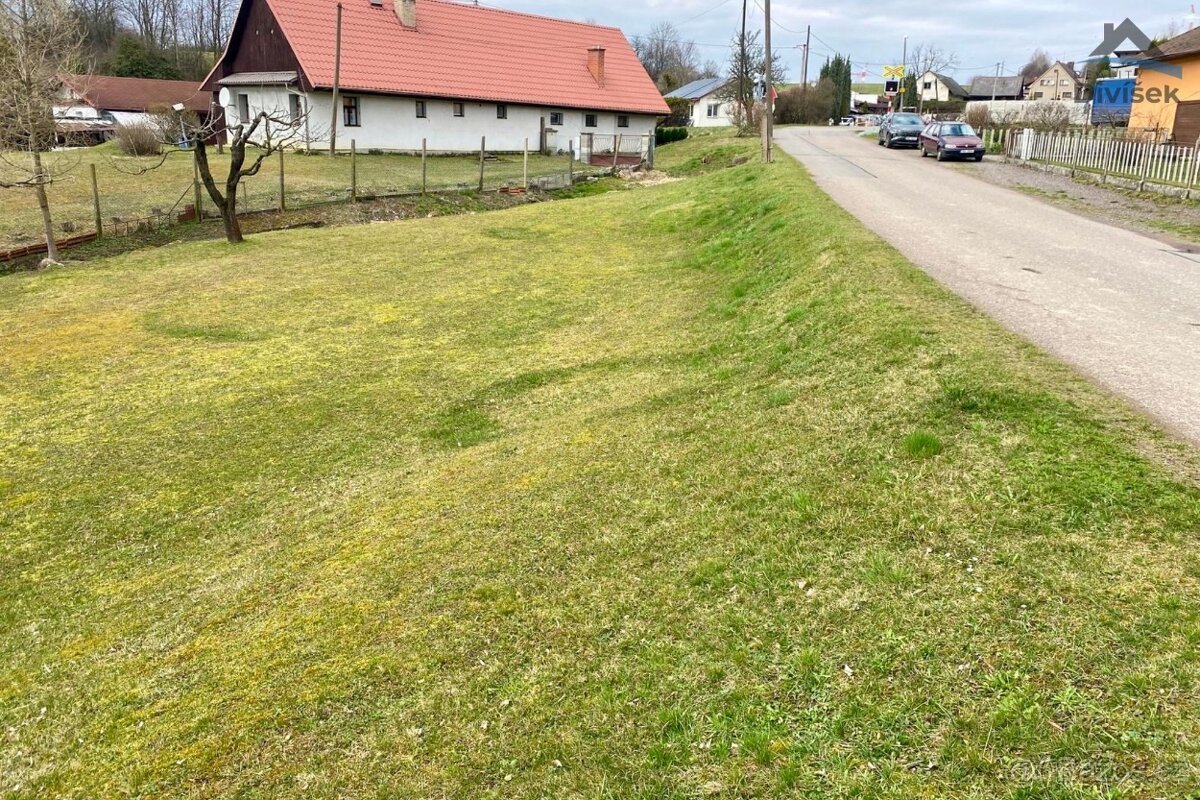 SLEVA - Prodej stavebního pozemku v Záměli