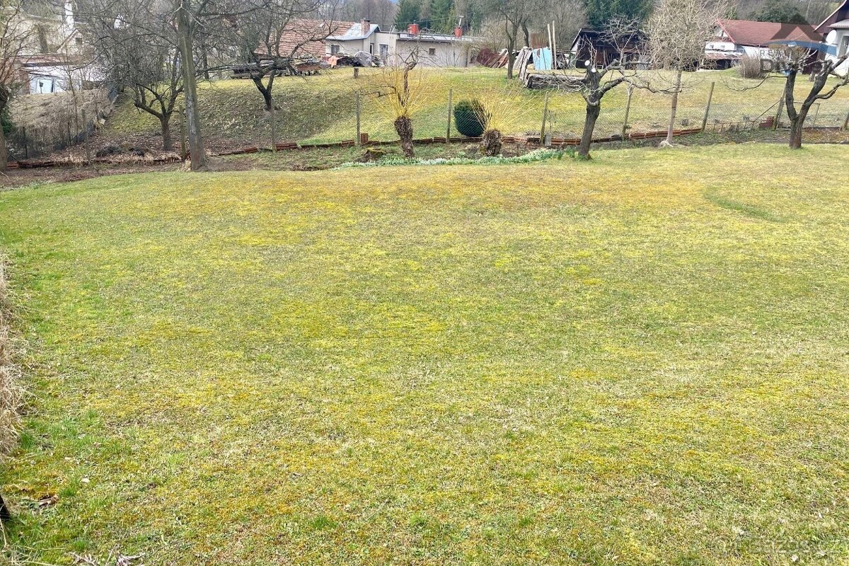SLEVA - Prodej stavebního pozemku v Záměli
