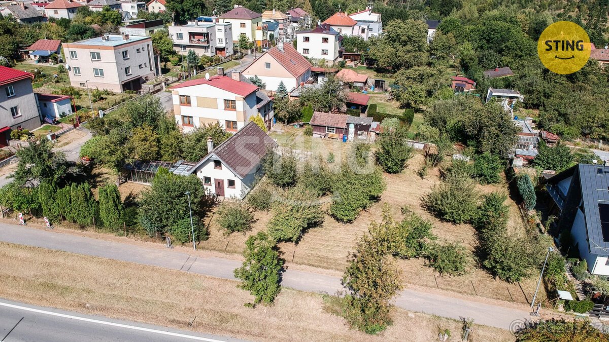 Prodej stavebního pozemku v Heleníně, 133377