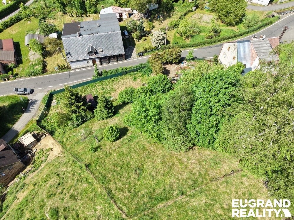 Prodej stavebního pozemku 887 m², Krásná Lípa, ev.č. 06012