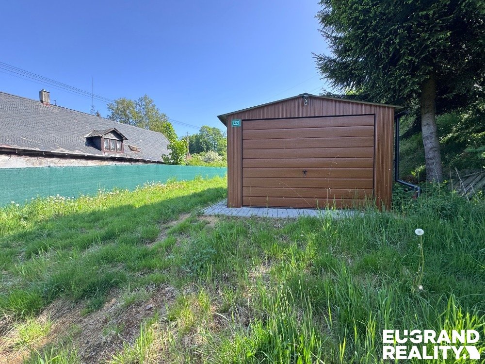Prodej stavebního pozemku 887 m², Krásná Lípa, ev.č. 06012