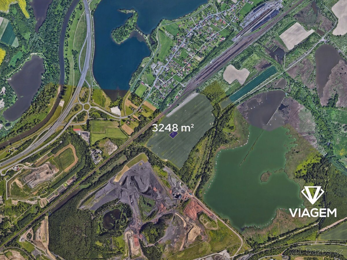 Pole 3 248 m², Podíl 25 % o výměře 812 m²