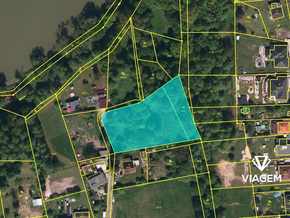 Spekulační - rezidenční 3 276 m²