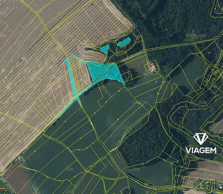 Pole 13 975 m², Podíl 15 % o výměře 2 071 m²