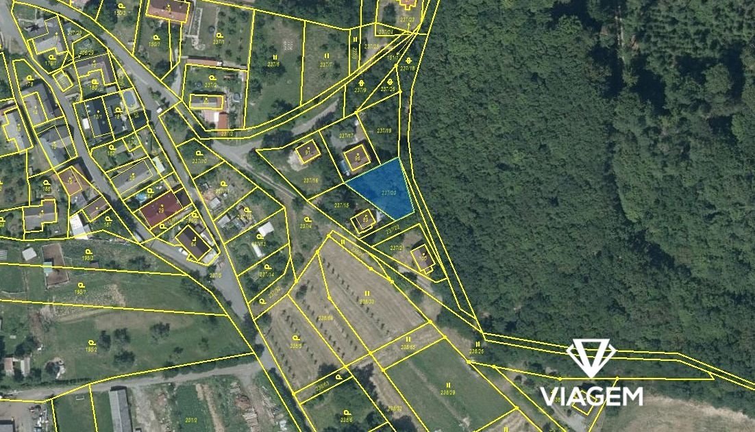 Stavební - bydlení 381 m²