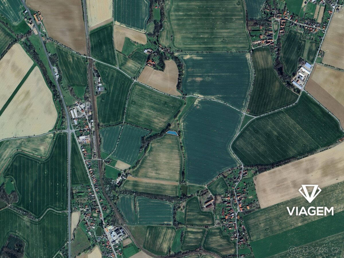 Pole 1 748 m², Podíl 33 % o výměře 583 m²