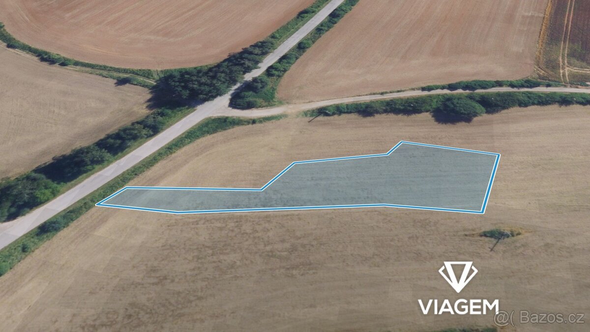 Pole 2 522 m²