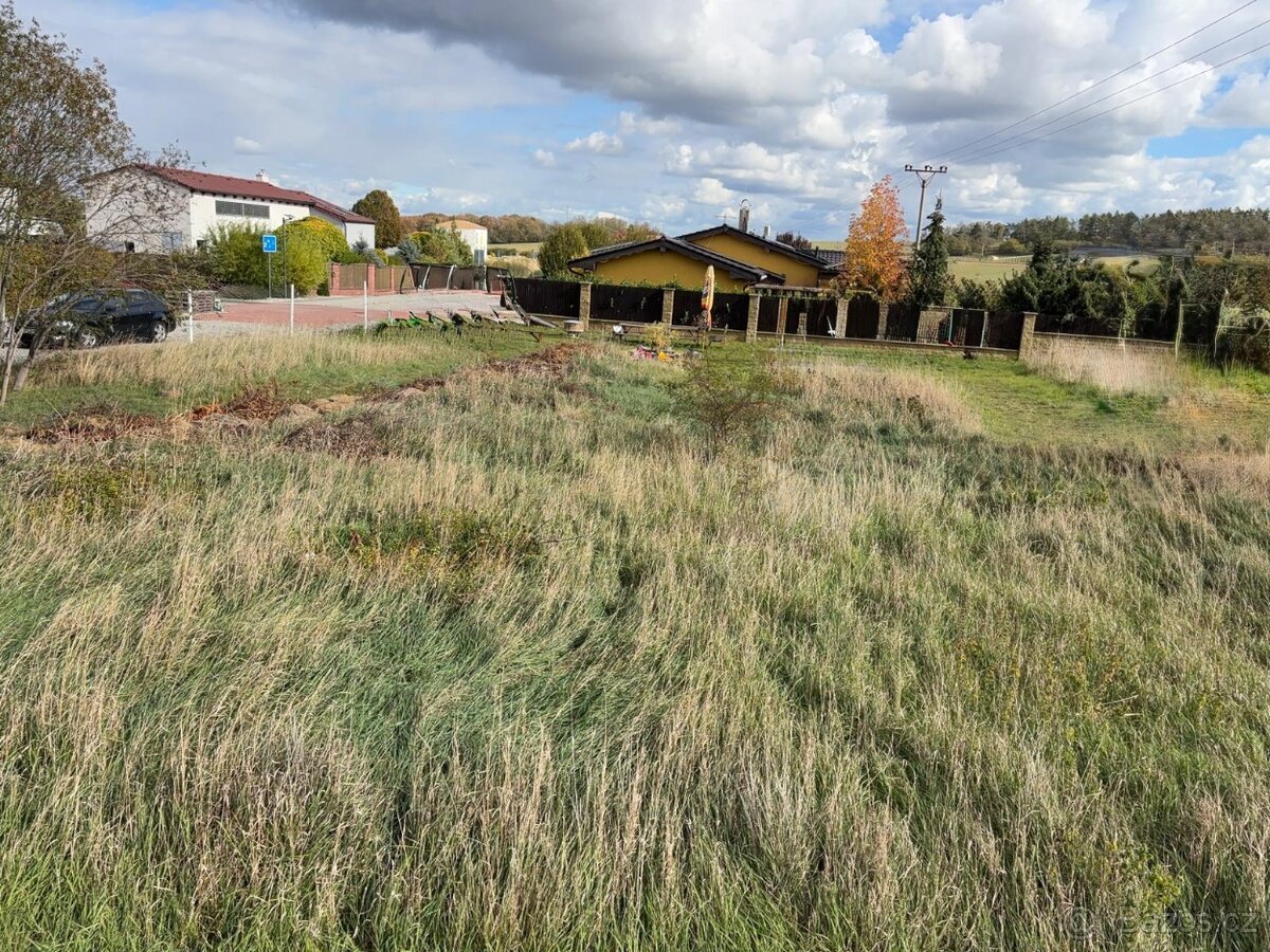 Stavební pozemek 1 069 m² – Litice u Plzně