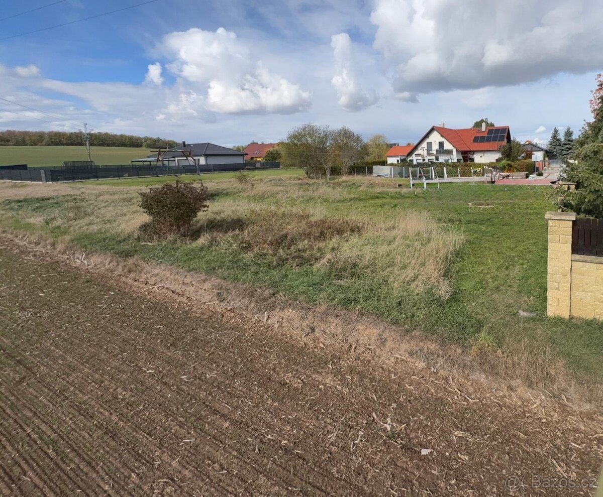 Stavební pozemek 1 069 m² – Litice u Plzně
